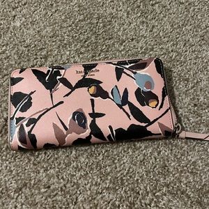 Kate Spade Zip Wallet